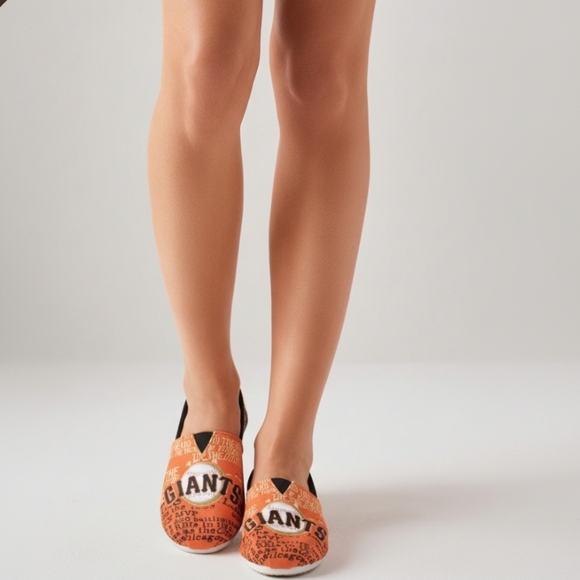 Genuine Merchandise San Francisco Giants Canvas Shoes Size Medium - Picture 4 of 4